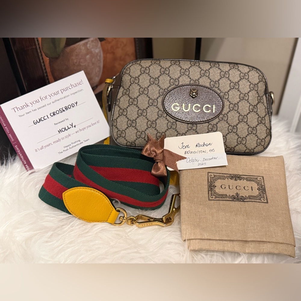 🎀Gucci Neo Supreme Monogram Crossbody Bag🎀